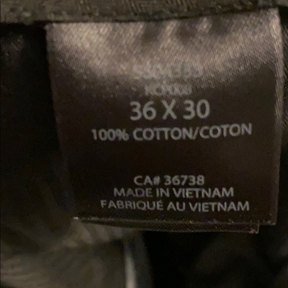 Kenneth Cole reaction - Picture 3 of 3